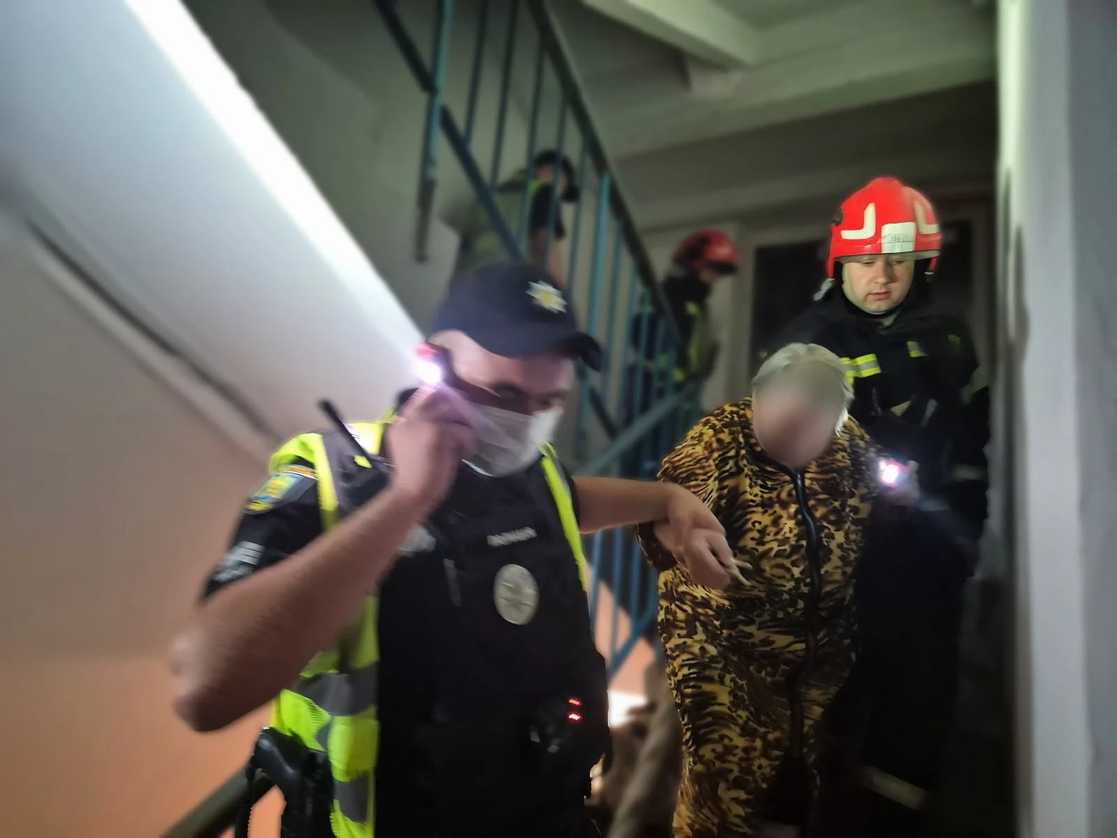 Вибух акумулятора в львівській багатоповерхівці: рятувальники евакуювали шістьох людей