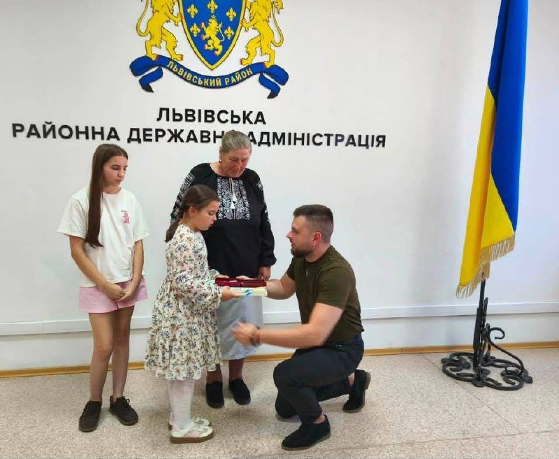 Захисників Львівського району посмертно нагородили державними наградами.