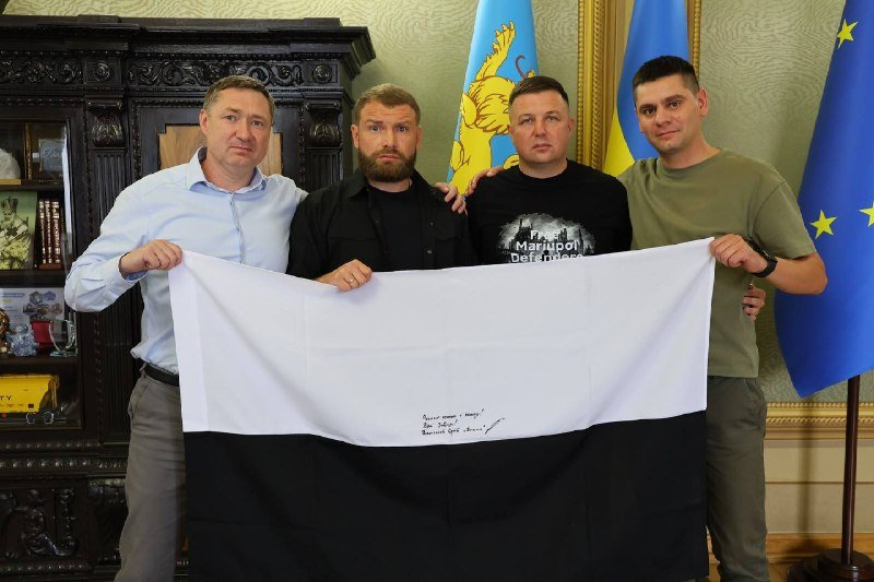 Зустріч із Сергієм Волинським: символом оборони Маріуполя та Героєм України