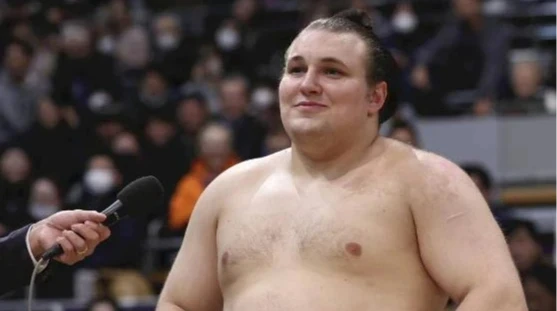72-й йокозуна в історії вражений підготовкою Аонішікі до турніру Aki Basho 2026