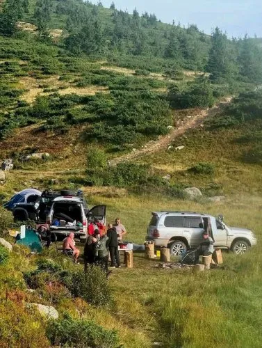 Депутат Львівщини у центрі скандалу: конфлікт із туристами під час джипінгу в Карпатах