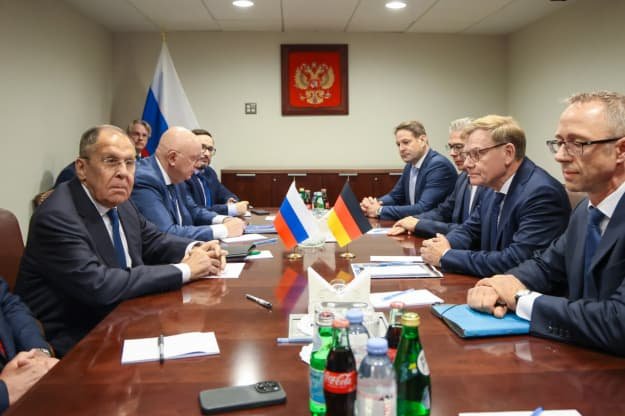 Глава МЗС Німеччини провів першу зустріч з Сергієм Лавровим за останні кілька років