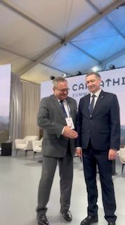 Карпатський регіон: країни Європи вперше об'єдналися на ініціативу Президента України