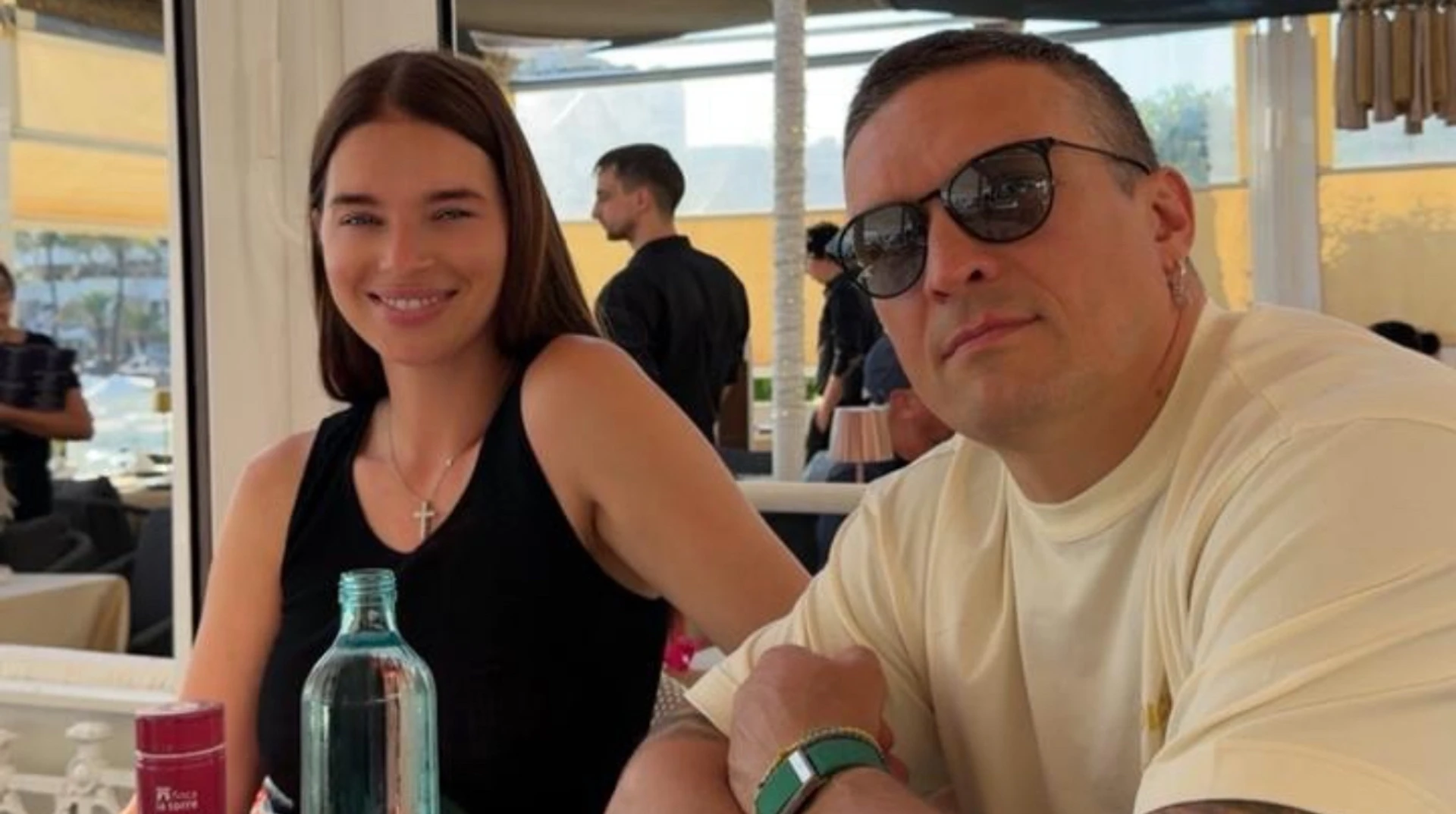 Катерина Усик поділилася сімейними світлинами з відпочинку в Іспанії разом із Олександром та дітьми
