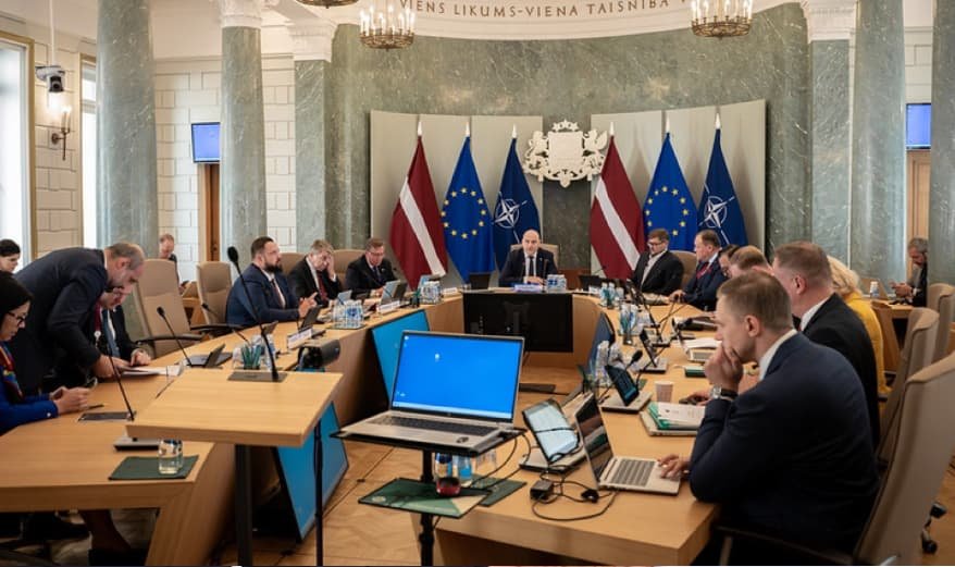 Латвія впроваджує національні санкції проти Усманова та Фрідмана після домовленостей з ЄС