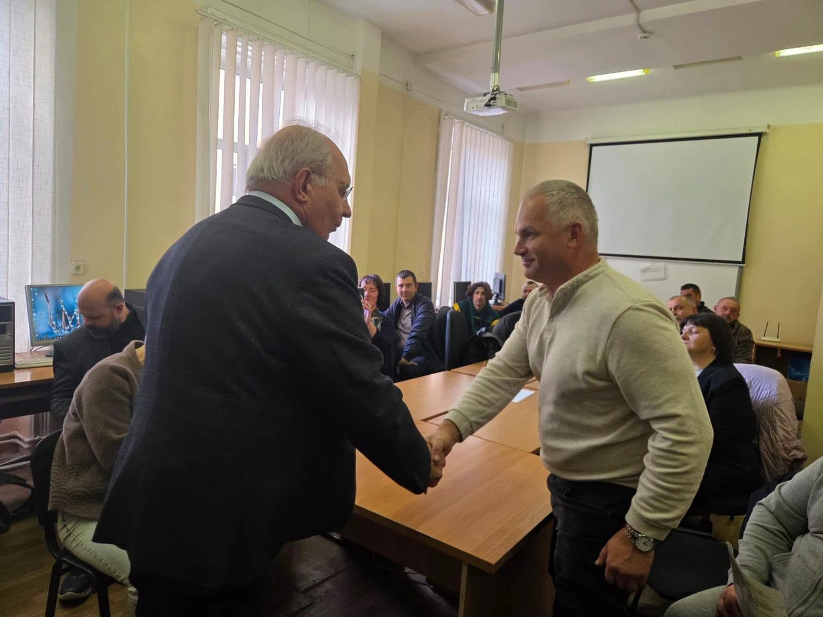 Львівські вчителі завершили курс підвищення кваліфікації з основ національної безпеки