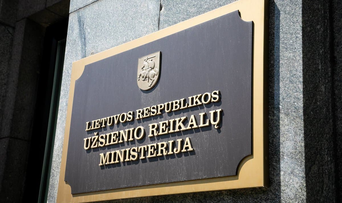 Литва ініціює нові санкції щодо громадян Росії та Білорусі