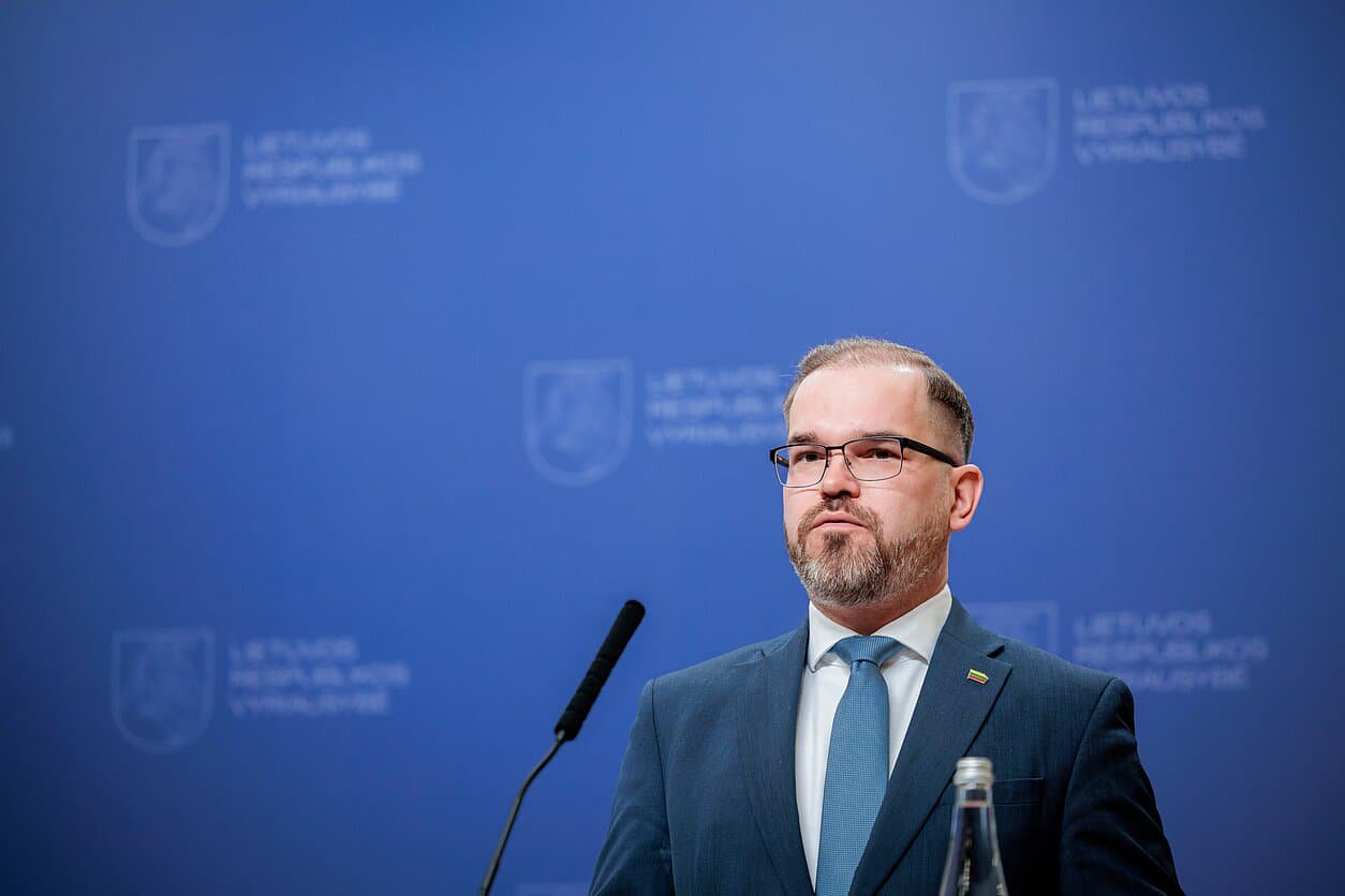 Міністр оборони Литви повідомив: збитий вночі дрон, ймовірно, не був начинений вибухівкою