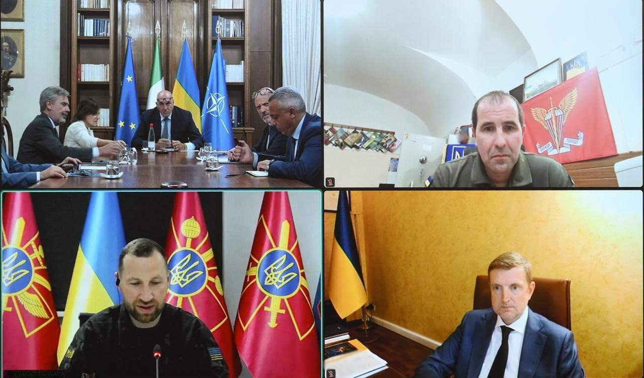 Міністри оборони Італії та України обговорили співпрацю під час першої відеозустрічі