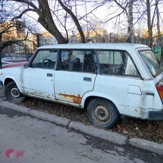 Міська комісія Львова затвердила план евакуації 25 безхазяйних автомобілів