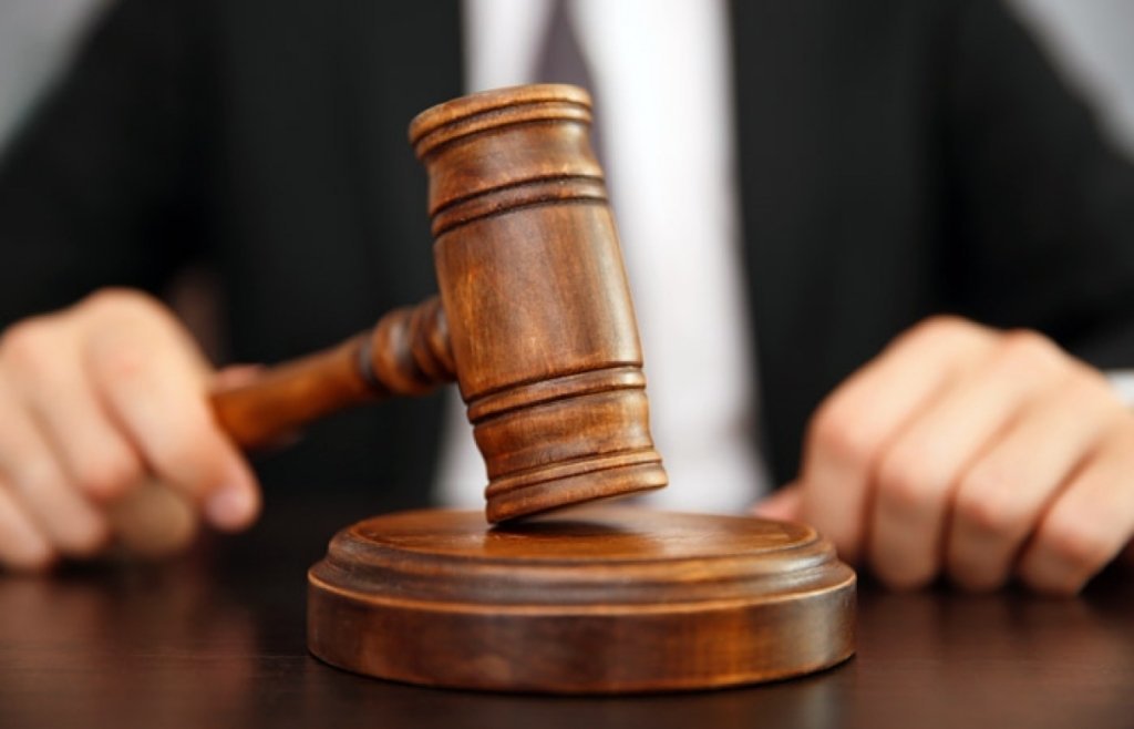 На Львівщині суд визнав винним серійного грабіжника, який пограбував касу та викрав золотий ланцюжок