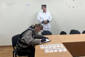 На Стрийщині лікарню для дітей підозрюють у вимаганні платні за безкоштовні медичні довідки