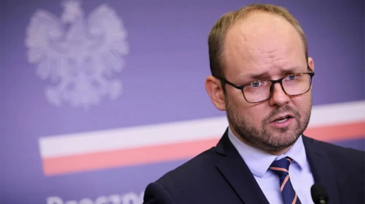 Навроцький звинуватив уряд Туска у маніпуляціях на тлі російських загроз