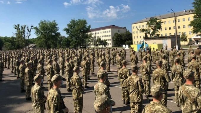 Нідерланди виділять 10 мільйонів євро на створення навчальних центрів для українських військових
