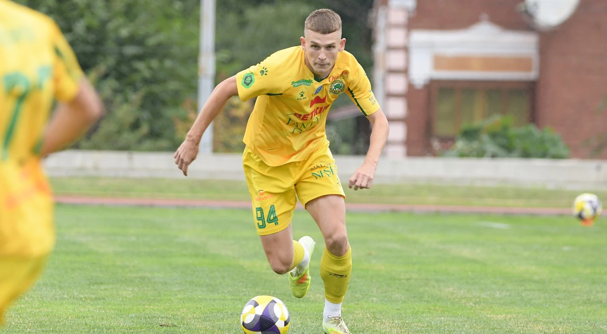 "Нива" здобула перемогу над лідером, "Фенікс-Маріуполь" продовжує безпрограшну серію: підсумки 8-го туру Першої ліги