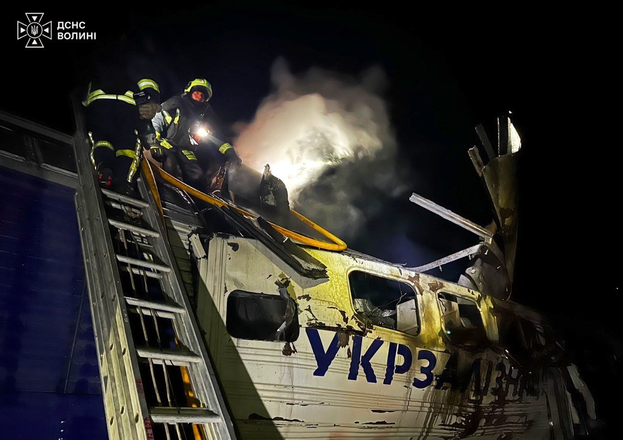 Росія знищила понад 500 українських локомотивів від початку вторгнення