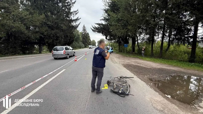 Поліцейського затримали та оголосили про підозру у справі смертельної ДТП у Самборі, що сталася в стані алкогольного сп'яніння