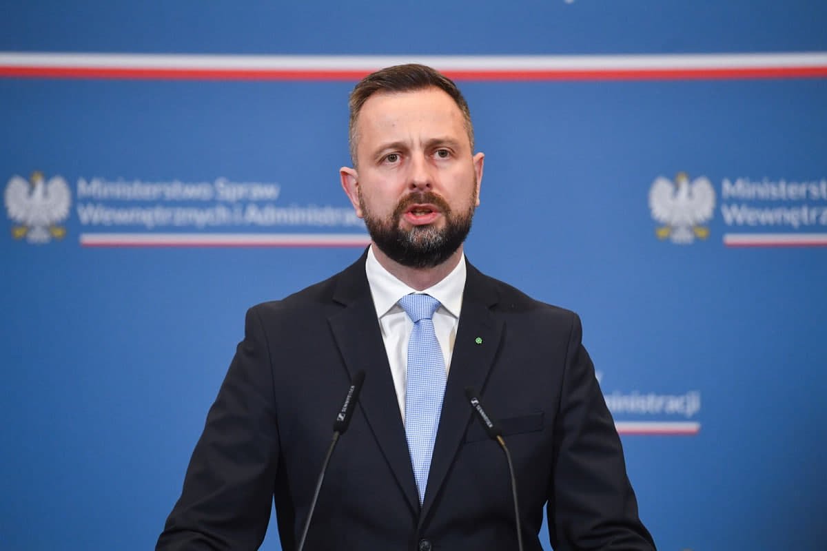 Польща зміцнює охорону повітряного простору у відповідь на провокації Росії