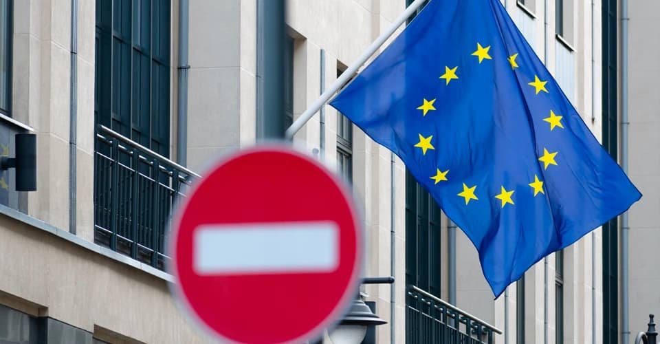 Посли ЄС вирішили відкласти розгляд продовження санкцій проти Росії до 9 вересня