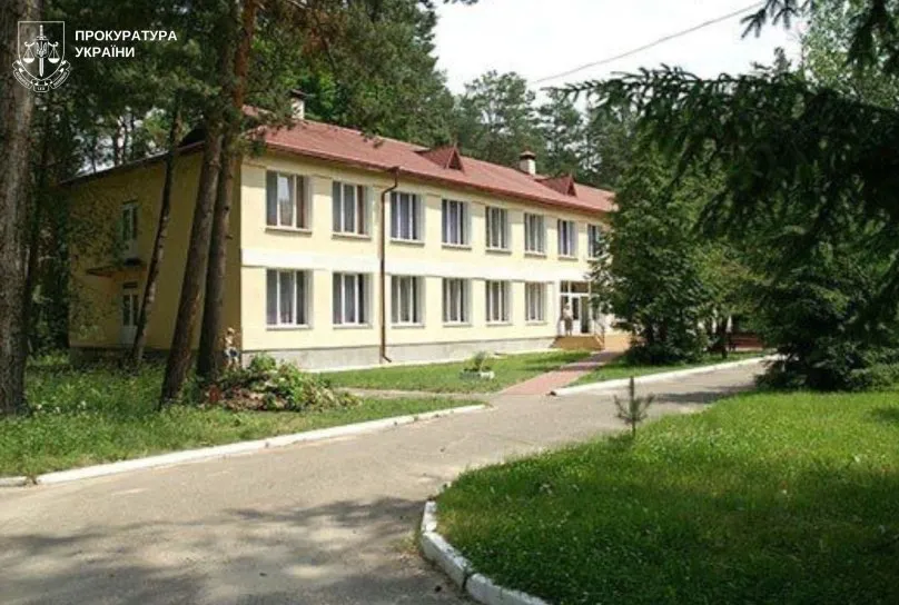 Правоохоронці затримали підрядника, що приховувався від слідства у справі ремонту санаторію “Шкло”