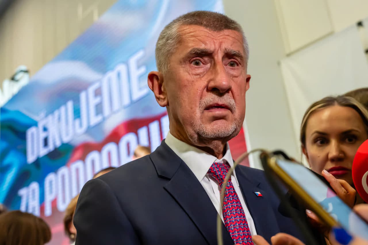 Прем'єр Чехії підтвердив підтримку України під час оборонного саміту