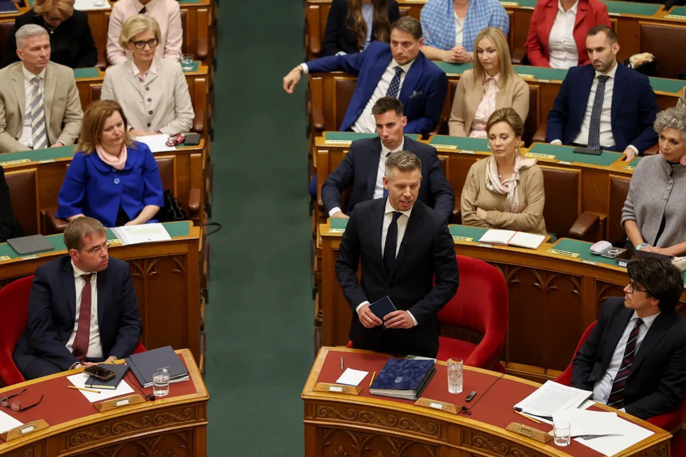 Прем'єр-міністра Угорщини позбавлено імунітету у справі щодо викрадення телефону