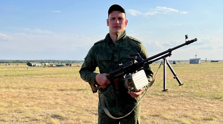 Російський супертяж кідає виклик Усику: боєць готовий до поєдинку як у ринзі, так і на полі бою