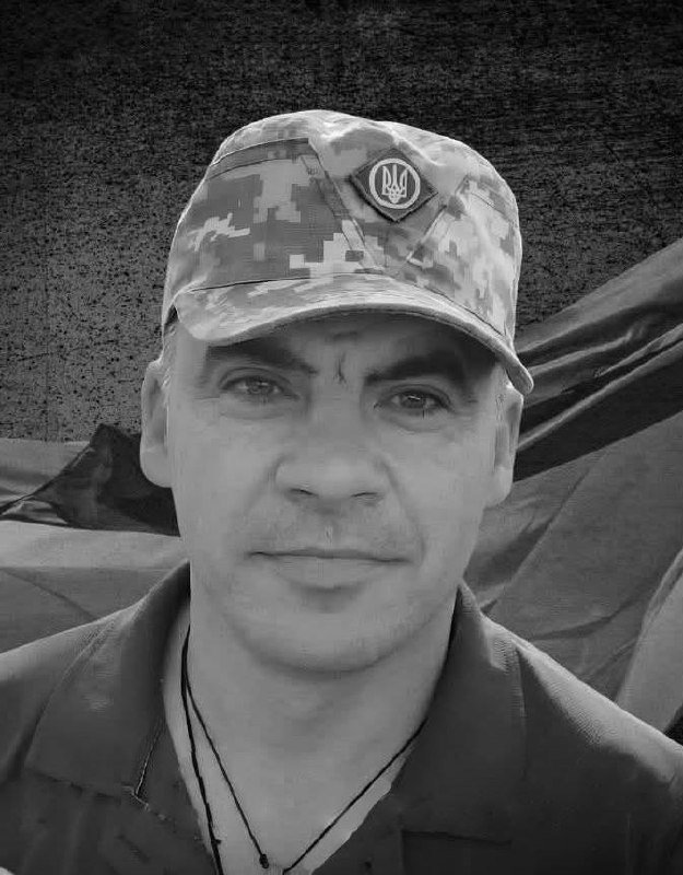 Щоденна хвилина мовчання о 9:00: вшануємо пам'ять загиблих українців