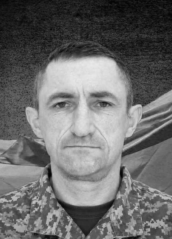 Щоденна хвилина мовчання о 9:00: вшануємо пам'ять загиблих українців.