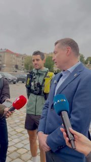 Швейцарський ультрамаранець Фредерік Сплендоре завершив 4200-кілометровий забіг на підтримку України у Львові