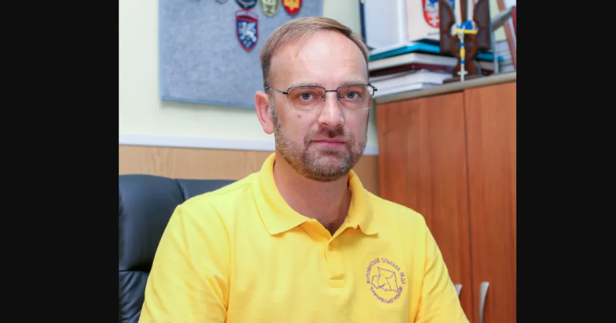 Суд підтвердив факти мобінгу з боку голови Мурованської сільради щодо керівниці юридичного відділу