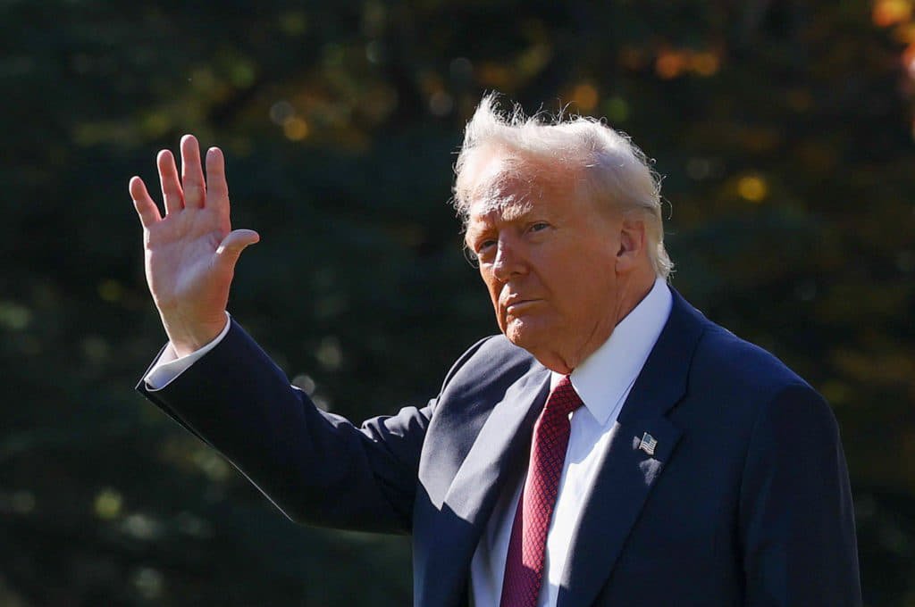 Трамп висловив сподівання на укладення угоди між Зеленським і Путіним до початку важкої зими
