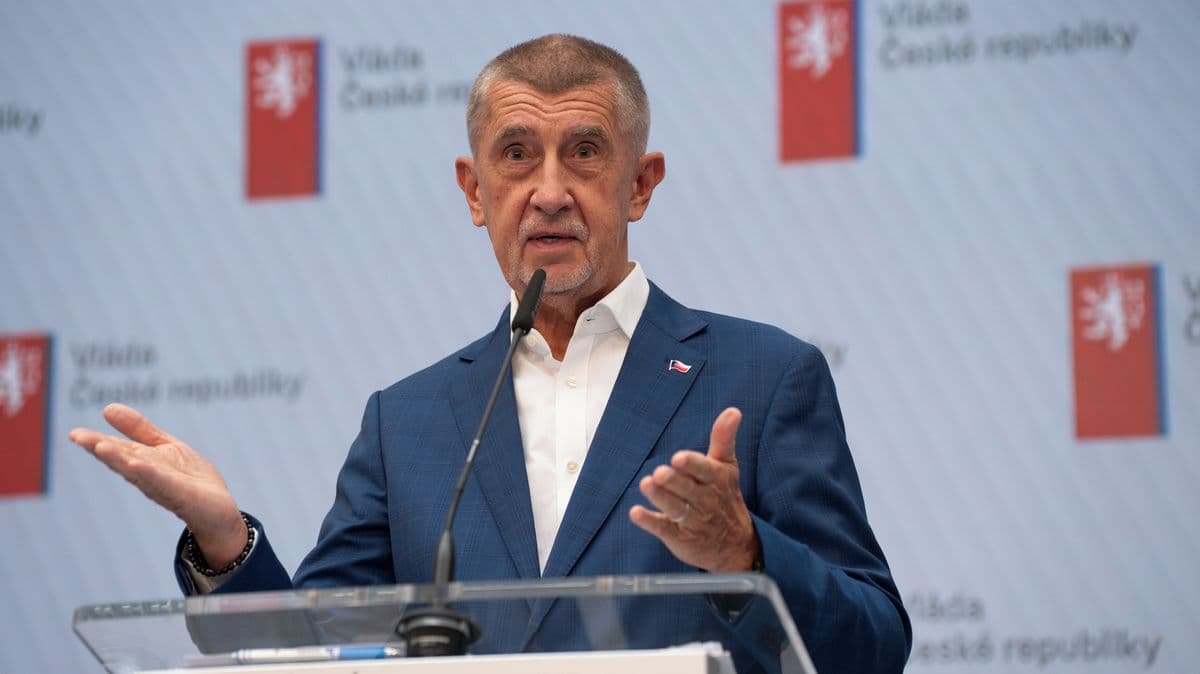 У Чехії ініціюють голосування щодо вотуму недовіри уряду Андрія Бабіша