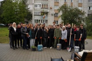 У Дрогобичі на Алеї пам'яті висадили 16 кленів в честь загиблих Героїв