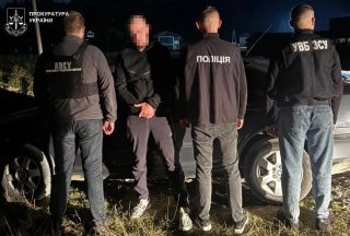 У Львівській області затримано водія, який намагався провезти військовозобов'язаного за кордон під виглядом туриста