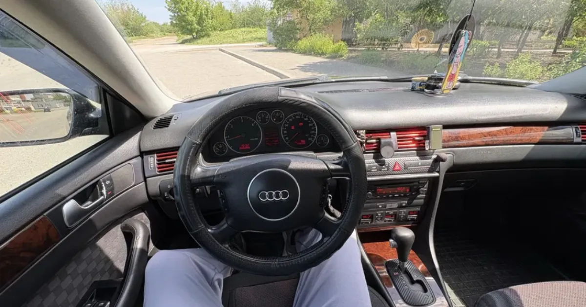 У Львові неповнолітнього водія Audi без прав оштрафували на 40,8 тисяч гривень за керування в нетверезому стані