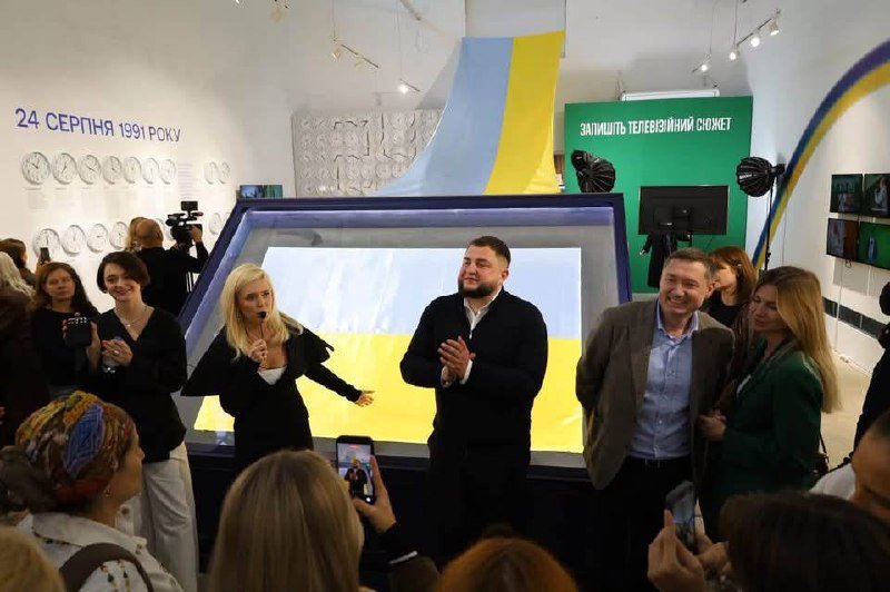 У Львові стартував великий інтерактивний проєкт «Той день» від Ukraine WOW: експозиція за 11 днів вразила відвідувачів