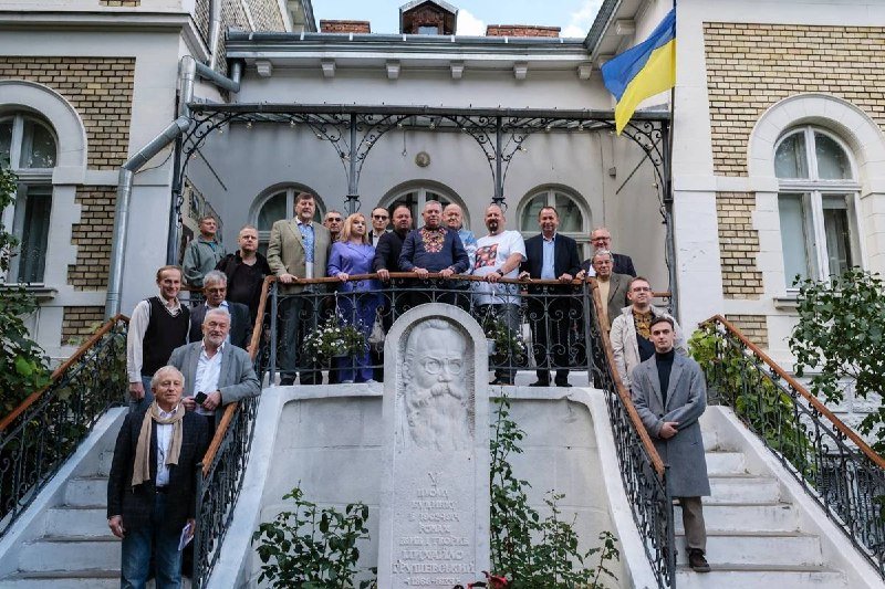 У Львові відзначили 160-річчя від дня народження історика Михайла Грушевського в його віллі, центрі думки та державотворення