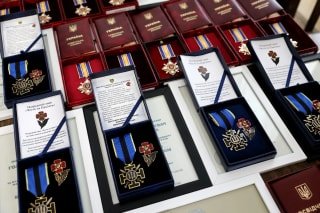 У Львові вшанували пам'ять загиблих військових та вручили нагороди їх родинам
