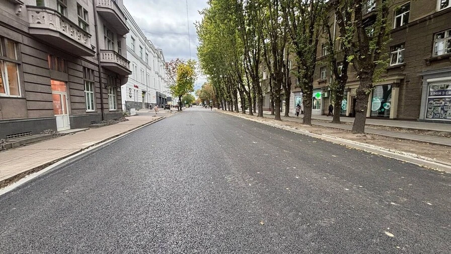 У Львові завершено ремонт 1,4 км вулиці Героїв УПА: автотранспорт відновить рух вже сьогодні