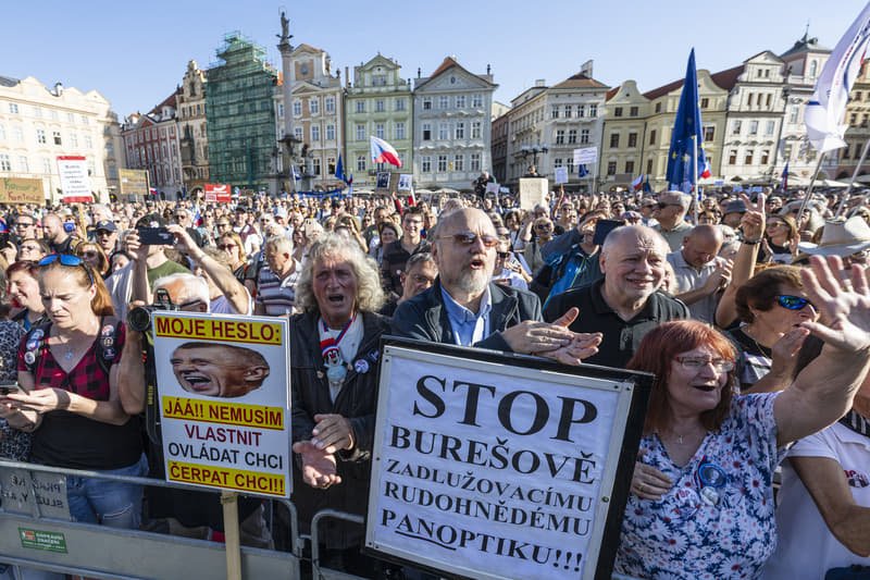 У центрі Праги пройшла антиурядова акція протесту