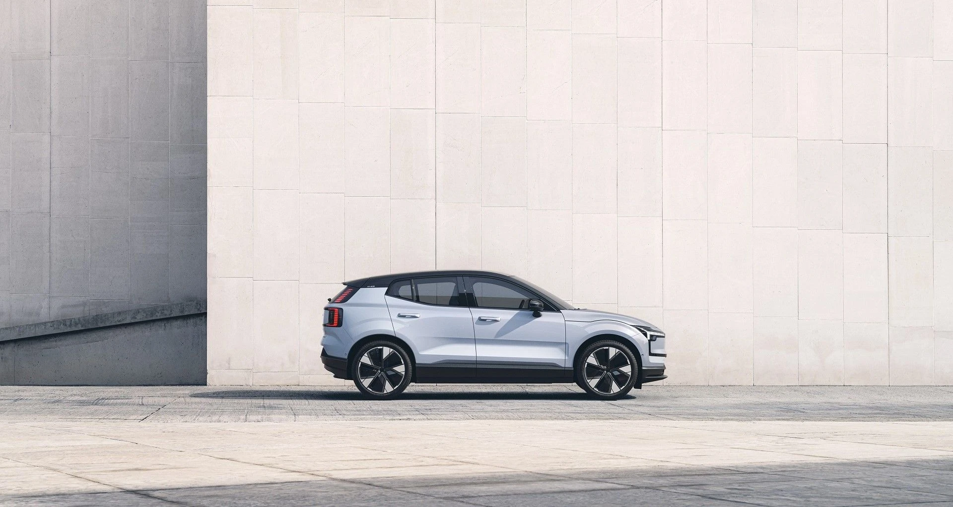 Volvo EX30: переваги компактності електромобіля для міського середовища