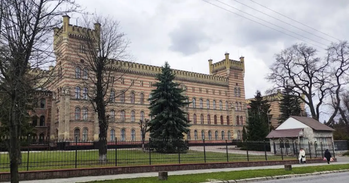Викладача Львівського університету засудили за отримання хабарів під час служби в ДСНС