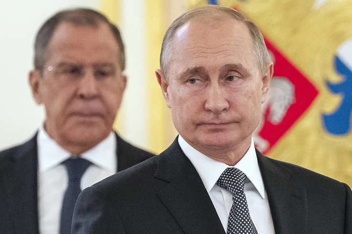 ЄС продовжив санкції проти Путіна та Лаврова на тиждень для проведення додаткових консультацій