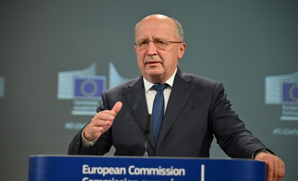 Єврокомісар з оборони іронічно прокоментував наміри Путіна щодо "усунення першопричин війни"