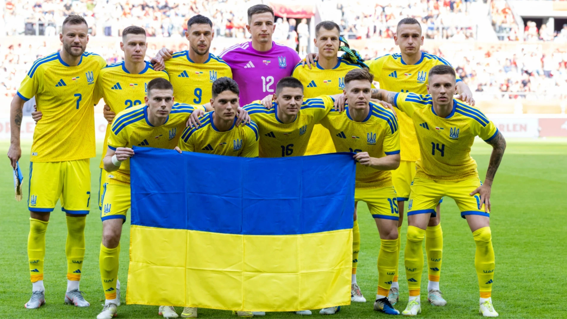 Збірна України представила стартовий склад на матч з Угорщиною в першому турі Ліги націй
