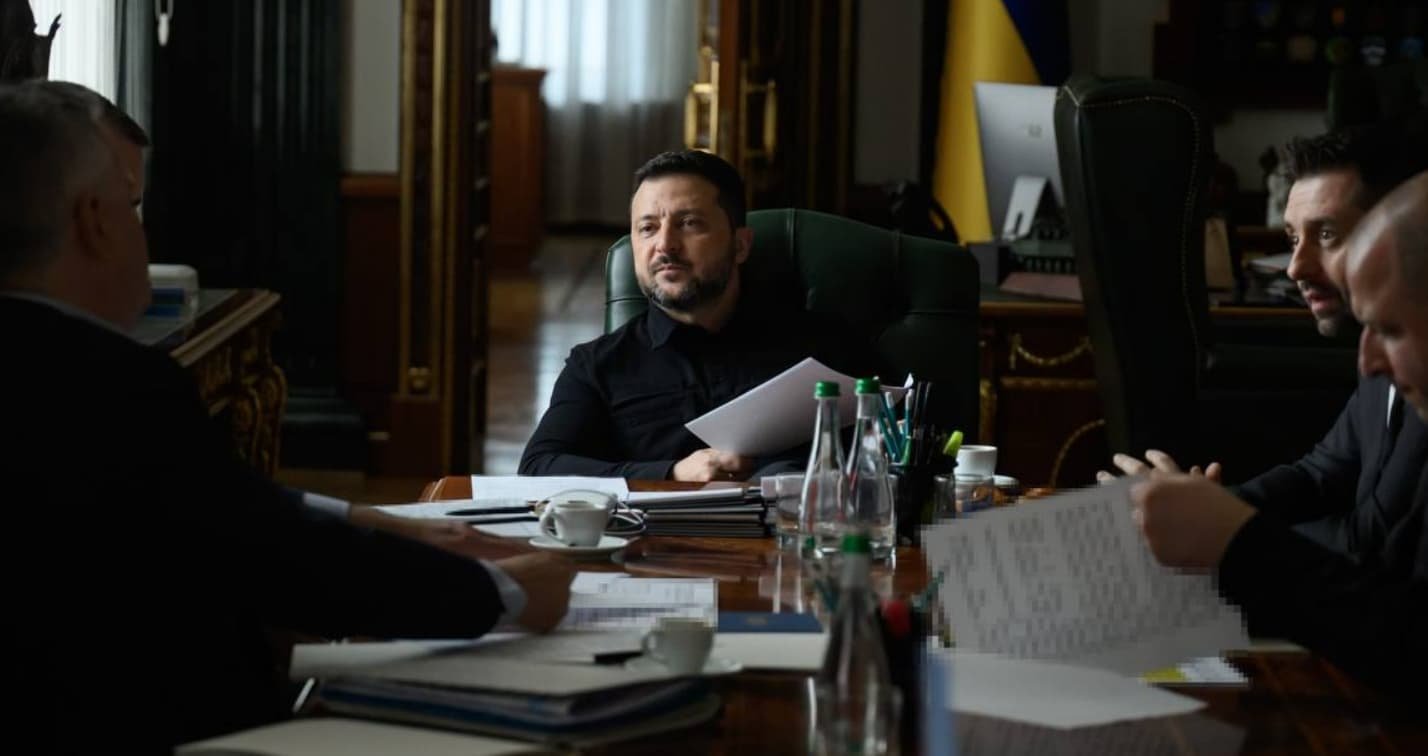 Зеленський обговорив важливі питання з командою перед зустріччю з представниками Трампа у Києві