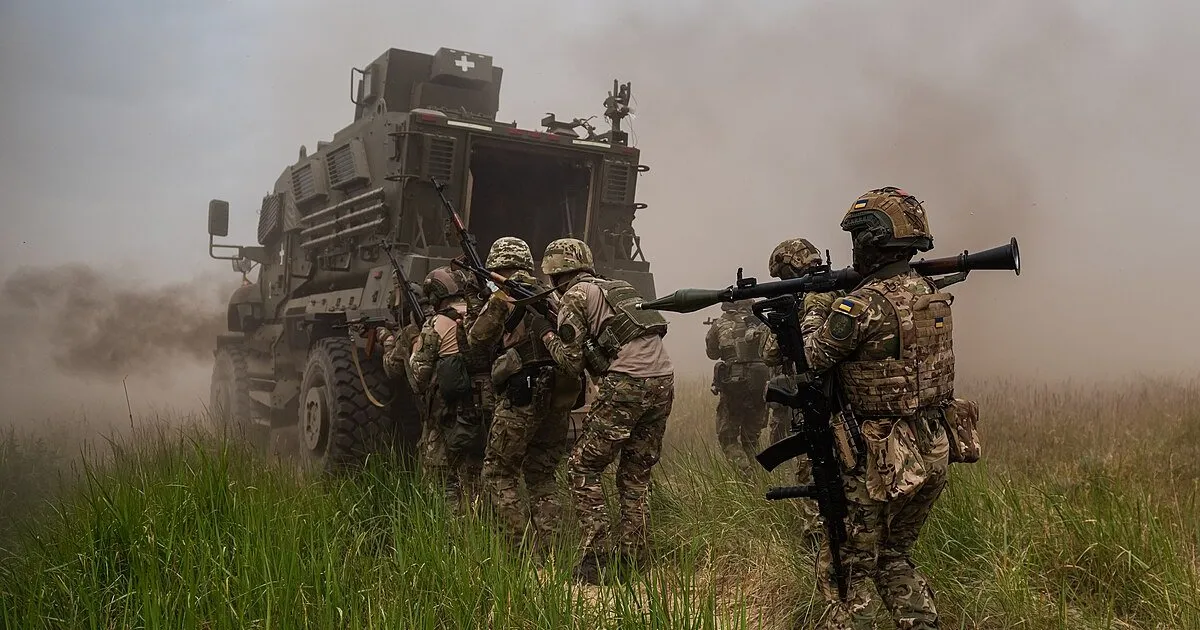 1 жовтня — День захисників і захисниць України: вітання та шанування героїв нації