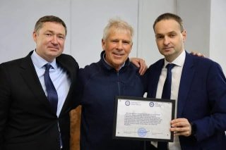 Благодійники з Великобританії передали обладнання для лікарні ЛНМУ на суму майже 3 мільйони гривень