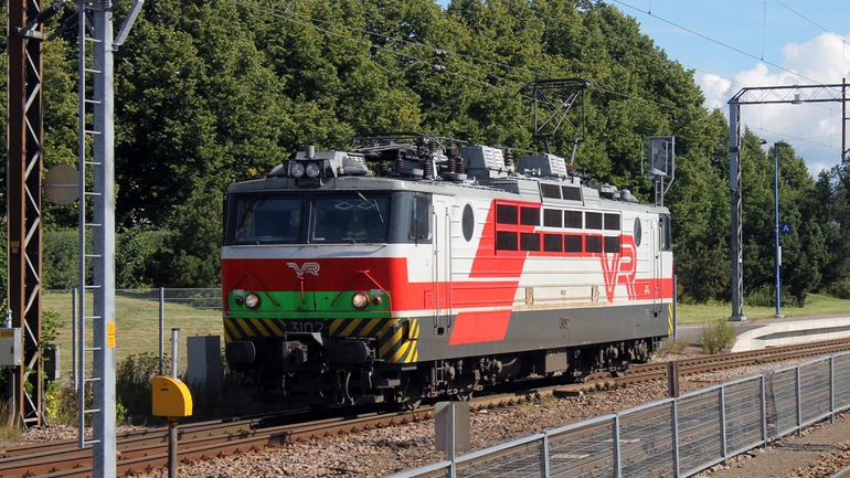 Фінляндія передала Україні десять тепловозів для підтримки транспортної інфраструктури